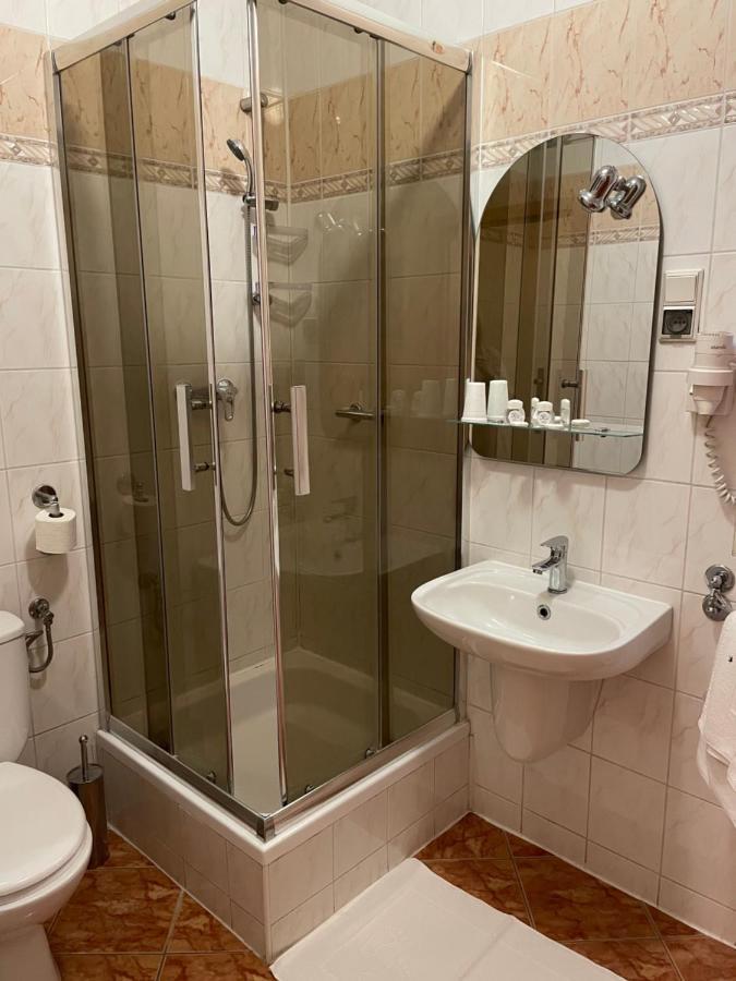 Hotel Sonata ドゥシュニキ・ズドルイ エクステリア 写真