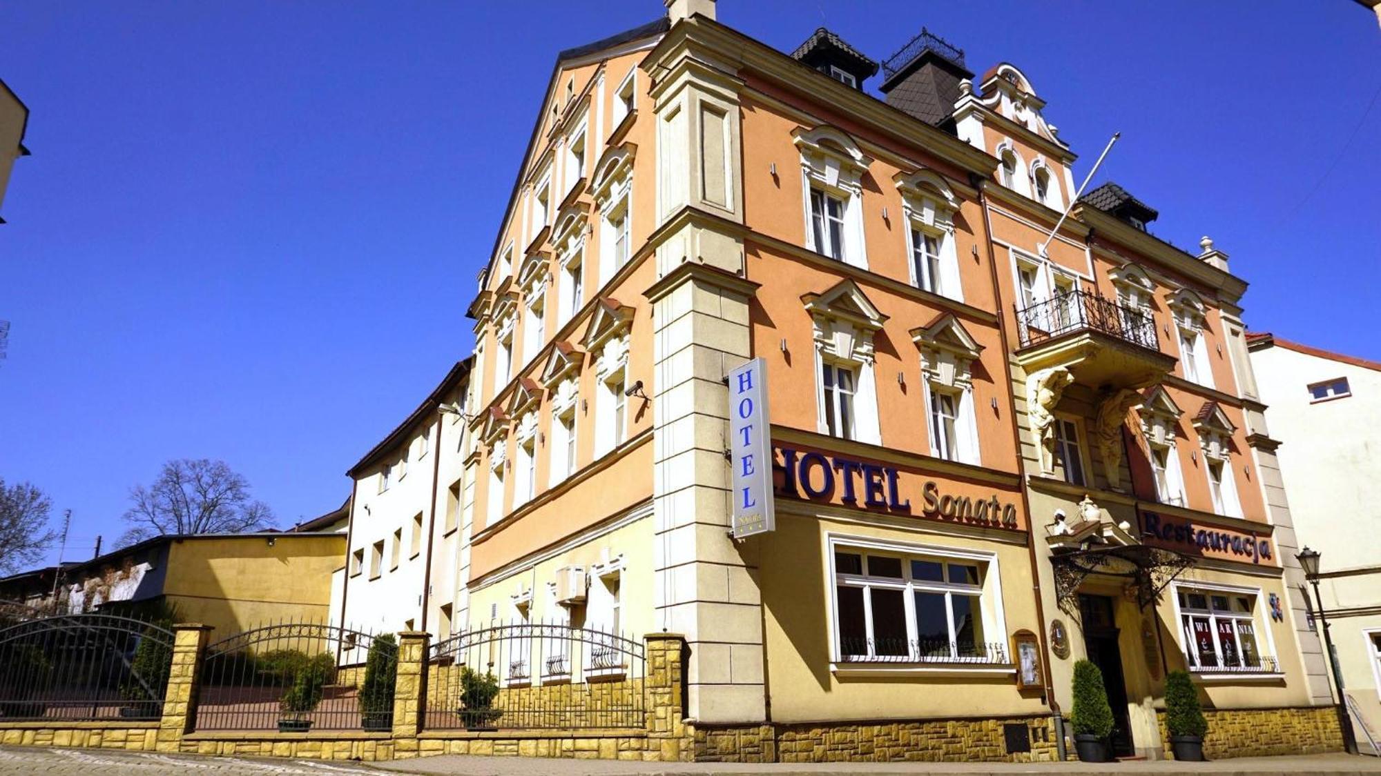 Hotel Sonata ドゥシュニキ・ズドルイ エクステリア 写真